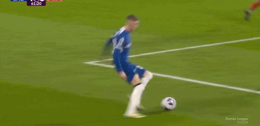 1713223098879024488.gif 帕尔默点球.gif